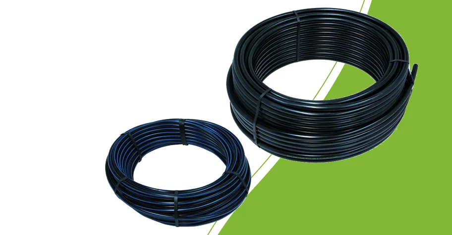 Schwarzes PE-Rohr mit 25 mm auf Rolle und 16-mm-HDPE-Rohr mit blauer Markierung